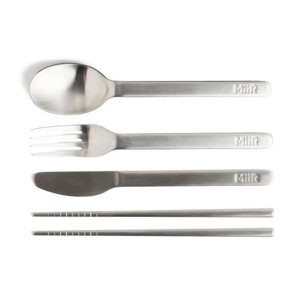 Essential utensil set